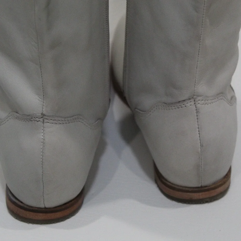 Vintage Foundry Co Women's Light Gray Leather Tall Fold Over Boots  8.5‎ VFL285